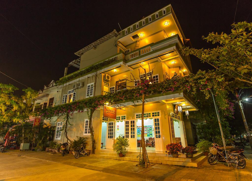 Moon'S Homestay Hội An Buitenkant foto